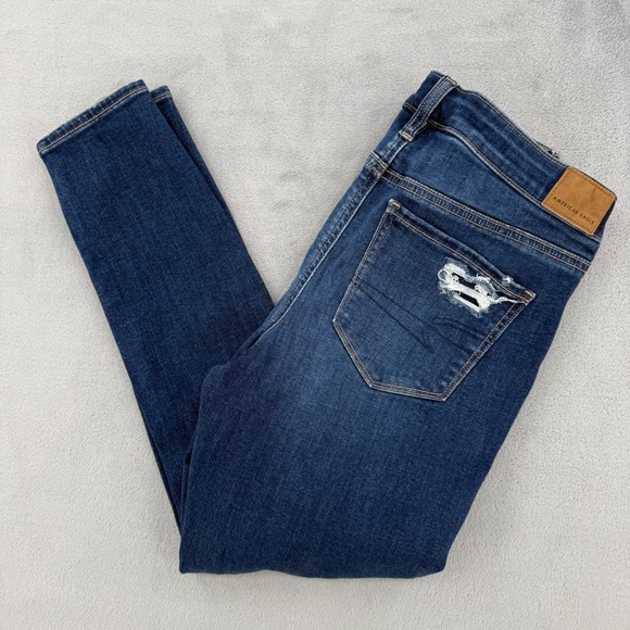American Eagle Outfitters Denim - American Eagle Next Level Stretch Distressed Jeggings Skinny Jeans Sz 10 Short